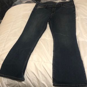 boot cut jeans